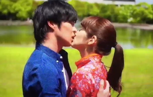 田中圭はキスが上手いと評判 過去のキスシーンを動画と画像で徹底検証